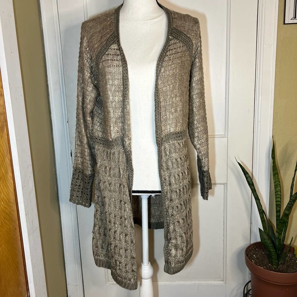 Pretty Tan Brown Lightweight Knit Long Sleeve Cardigan Size Small - Picture 1 of 7
